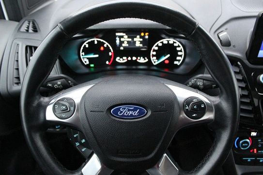 Ford Tourneo Connect L1H1 Titanium