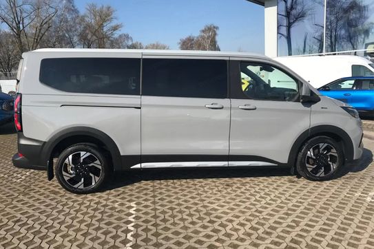 Ford Tourneo Custom 320 L2H1 Active A8 AWD