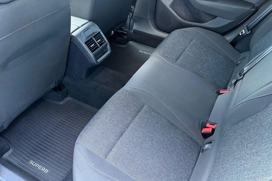 Skoda Superb 1.5 Tsi Mhev Essence Dsg