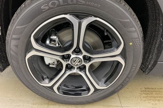MG ZS 1.5 HEV+ Excite aut