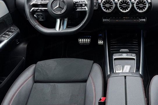 Mercedes GLA 220 4-Matic AMG Line