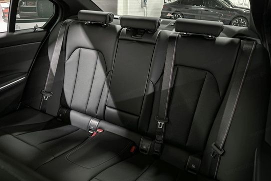 BMW Seria 3 330i xDrive M Sport