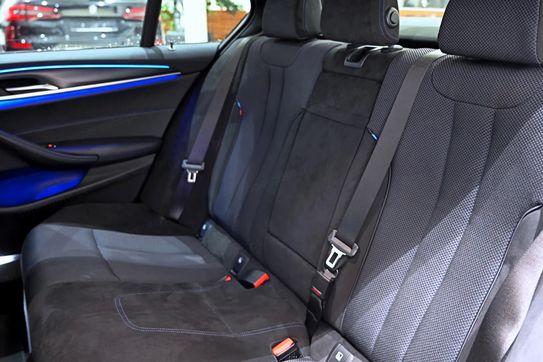 BMW Seria 5 520d xDrive M Sport