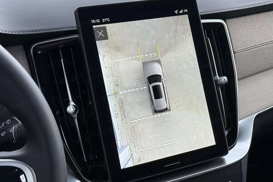 Volvo XC90 T8 AWD Plug-In Hybrid Ultra Dark 7os