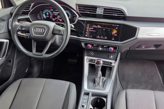 Audi Q3 35 TFSI mHEV Advanced S tronic