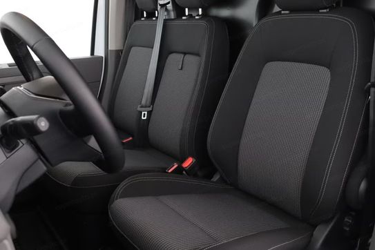 Volkswagen Transporter L2H1 8AT