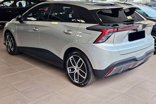 MG 4 64kWh Luxury