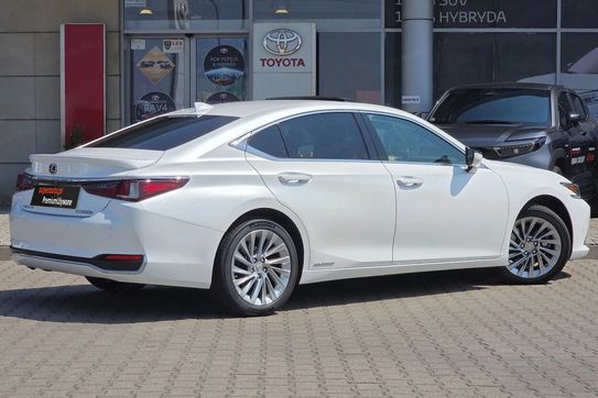 Lexus ES 300h Business Edition