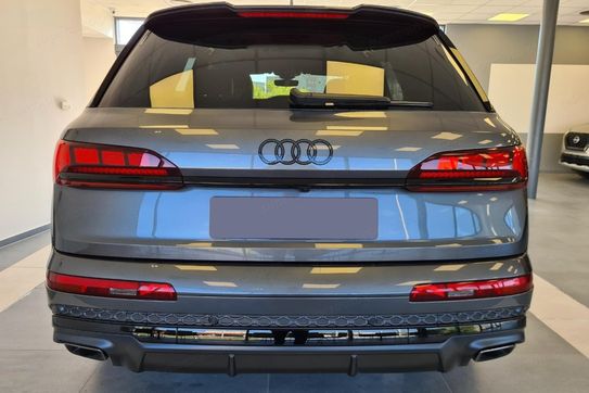 Audi Q7 50 TDI quattro S Line