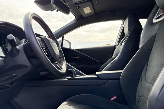 Toyota C-HR 2.0 Hybrid Dynamic Force GR Sport Premiere Edition