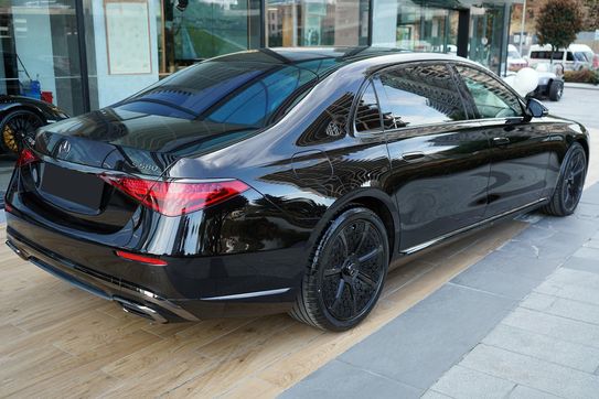 Mercedes Klasa S Maybach 580 4-Matic Night Series