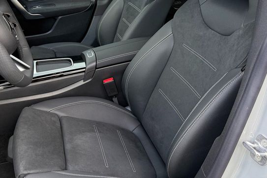 Mercedes CLA Shooting Brake 180 AMG Line