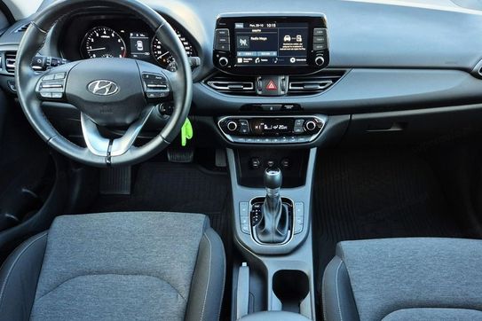 Hyundai i30 1.5 t-Gdi 48V Smart Dct