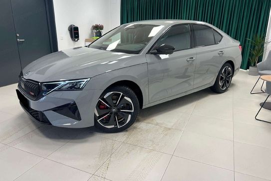 Skoda Octavia RS 2.0 TSI DSG