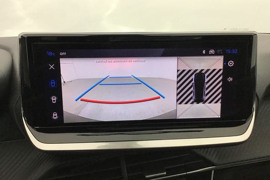 Peugeot 208 ALLURE 1.2 mHEV e-DCS6