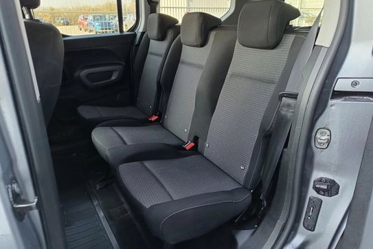 Toyota Proace City Verso D-4T Family