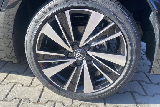 Toyota Corolla Style 1.8 Hybrid