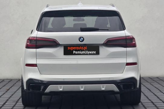 BMW X5 M50d