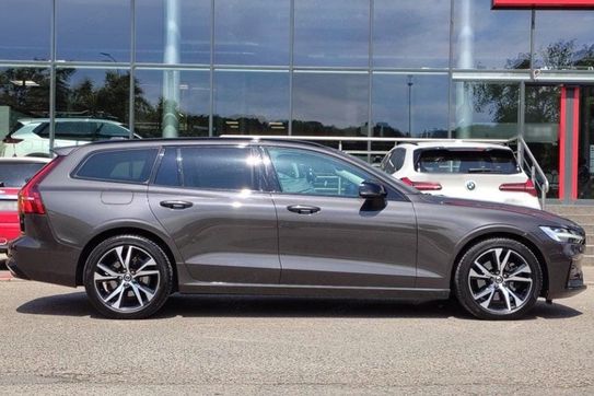 Volvo V60 B4 D Plus Dark