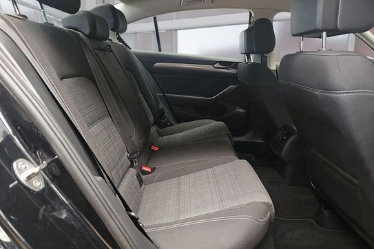 Volkswagen Passat 2.0 Tdi Evo Business Dsg
