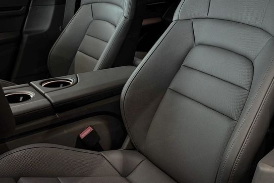 Porsche Taycan 4S Sport Turismo Black Edition