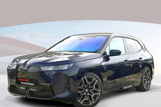 BMW iX xDrive60 111.5kWh