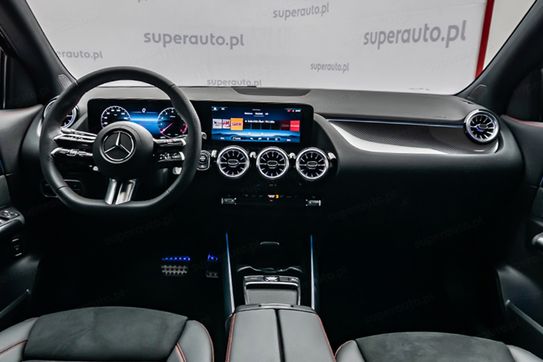 Mercedes GLA 200  AMG Line