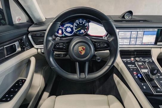 Porsche Panamera 4S E-Hybrid Sport Turismo