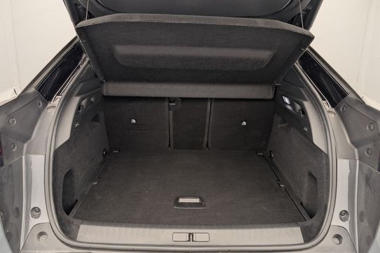 Peugeot 3008 GT 1.2 mHEV e-DCS6