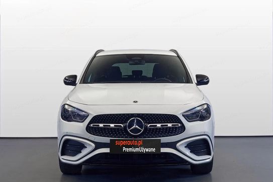 Mercedes GLA 200 AMG Line 7G-DCT