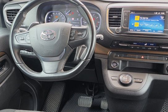 Toyota Proace Verso 2.0 D-4D Long Family aut