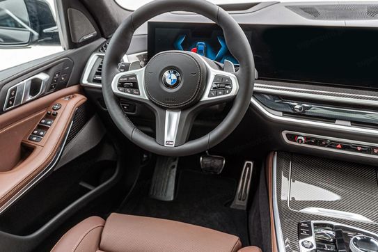 BMW X5 xDrive40i Individual Edition
