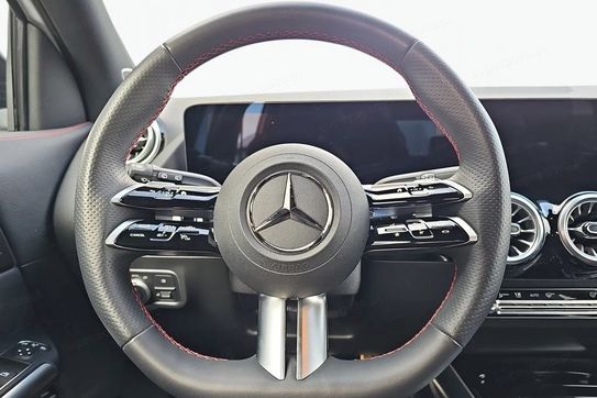 Mercedes GLA 200 AMG Line