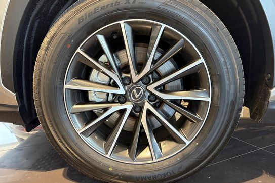 Lexus NX 350h Elegance 2.5 Hybrid AWD