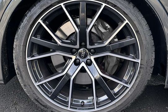 Audi Q7 TDI quattro S Line