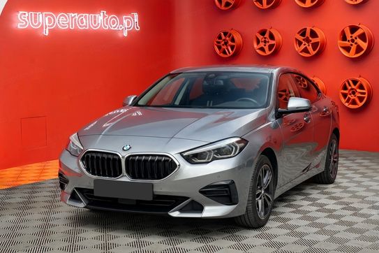 BMW Seria 2 218i Sport Line