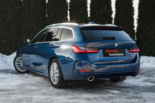 BMW Seria 3 320d xDrive mHEV aut