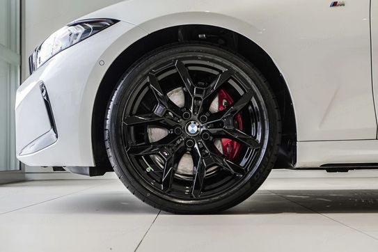 BMW Seria 3 320i xDrive M Sport