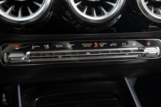 Mercedes EQA 250 66.5kWh AMG Line