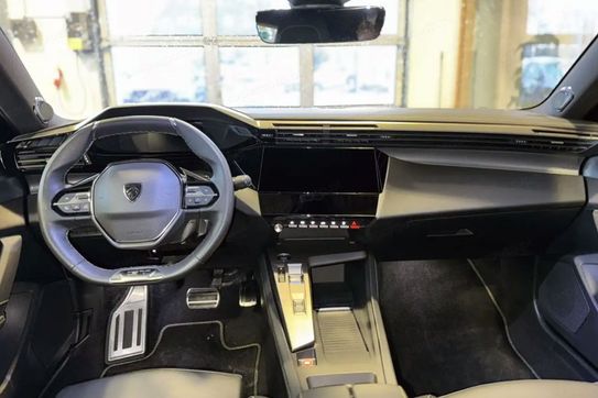 Peugeot 408 GT Exclusive S&S e-DCS6 1.2 PureTech mHEV