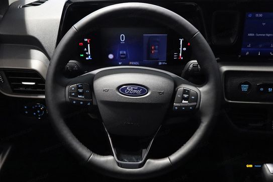 Ford Tourneo Courier Titanium A7