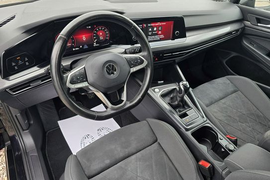 Volkswagen Golf VIII 1.5 TSI EVO Style