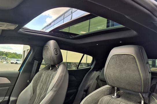 Peugeot 408 GT Exclusive S&S 1.2 mHEV  e-DSC6