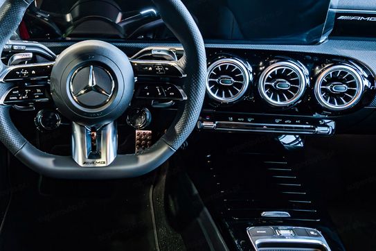 Mercedes Klasa A 35 AMG 4-Matic