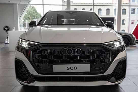 Audi Q8 SQ8 TFSI quattro