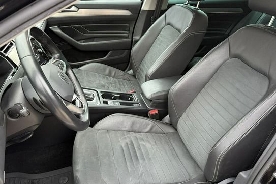 Volkswagen Passat 2.0 TDI 4Mot. DSG
