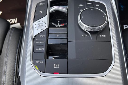BMW Seria 3 320d xDrive M Sport sport-aut