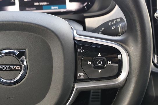 Volvo V90 B4 D R-Design