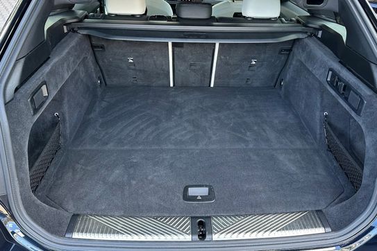 BMW Seria 5 Touring 520d xDrive M Sport