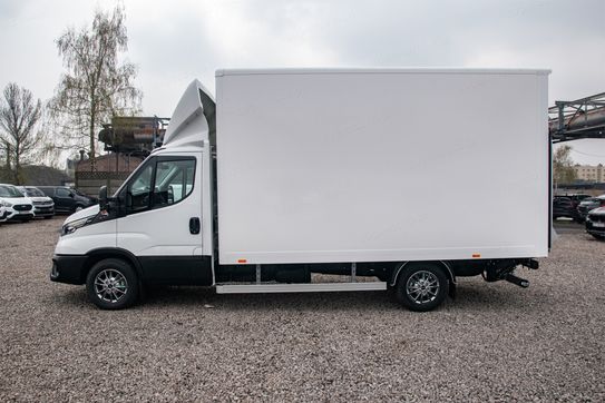 Iveco Daily 35S18 Kontener 8EP + Winda